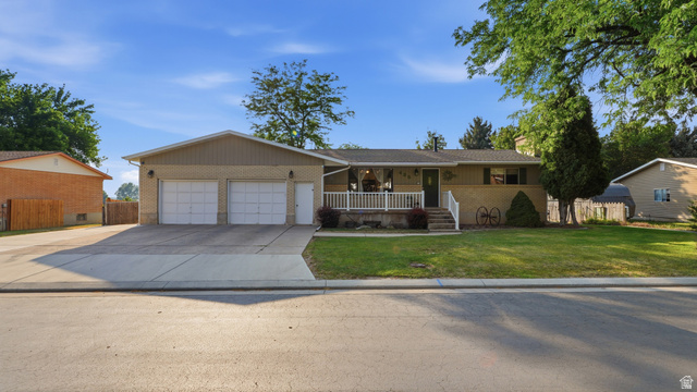 Main photo for 435 S Fuhriman Dr