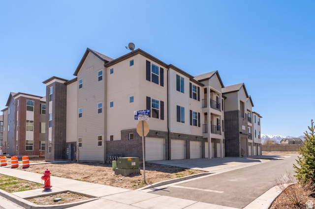 Main photo for 4715 W Dearing Ln #ll203