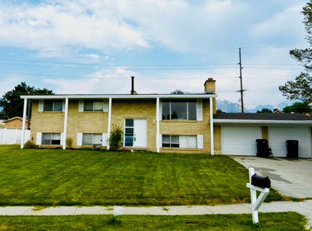 8629 S Vaquero Dr
                     MLS #2177096