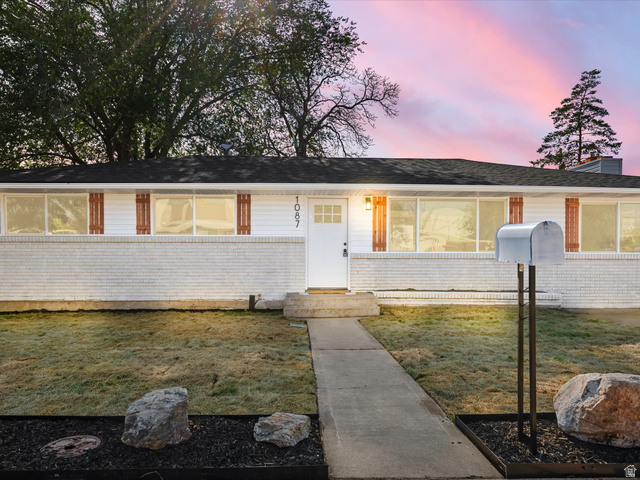 Main photo for 1087 N 125 W