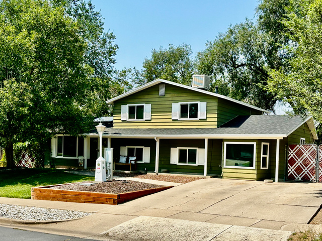 Main photo for 1378  Marilyn Dr