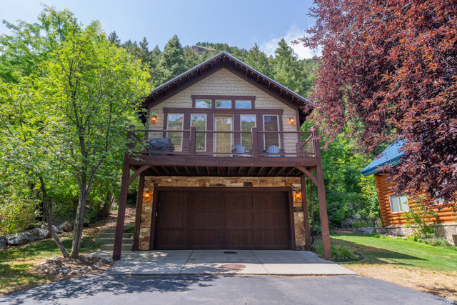 6635 N Fairfax Dr
                     MLS #2177216