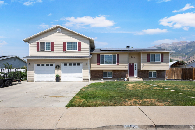 246 W Daniel Dr
                     MLS #2177233