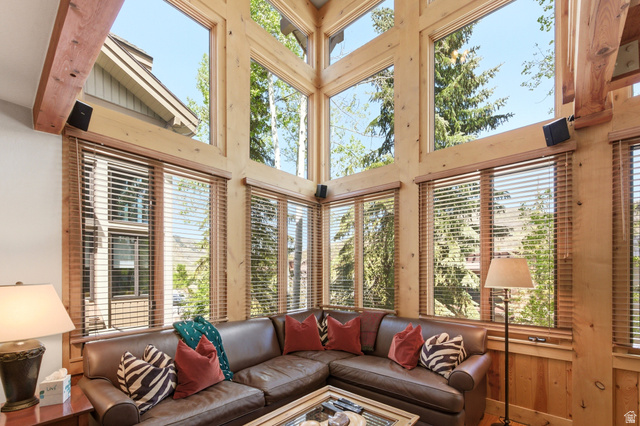 670 DEER VALLEY LOOP RD 9, Park City