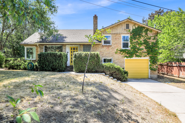 6  Terrace Pl
                     MLS #2177299