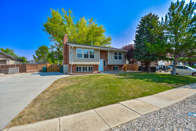 Main photo for 632 W 2150 N