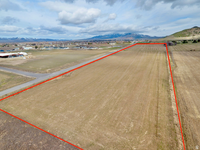 355 S 300 E, Malad City, ID 83252 — photo 4