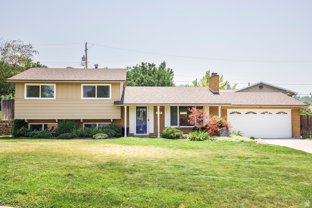 208 N Oakleaf Ln
                     MLS #2177342