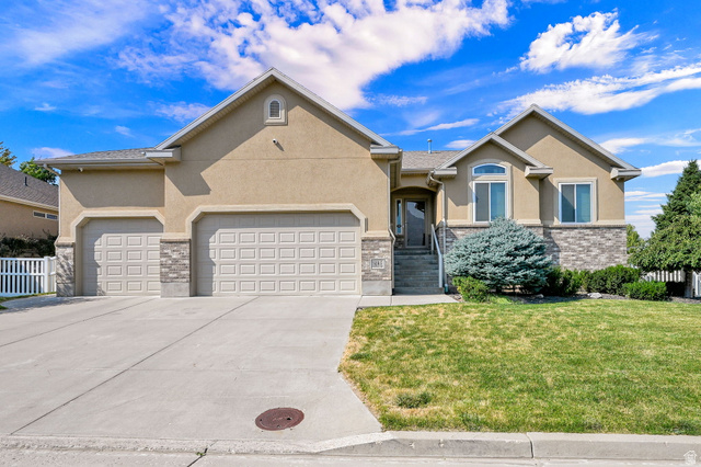 Main photo for 1809 E Kay Ln