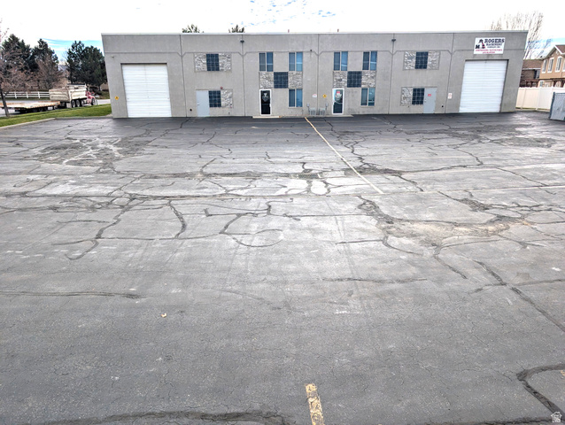 9538 S 670 W #B, Sandy, UT 84070 — photo 2
