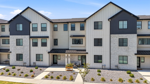 514 S 900 W
                     MLS #2177413
