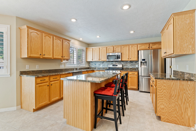1121 Oakridge Park Dr, Farmington, UT 84025 — photo 6