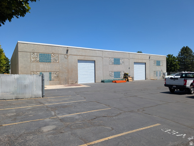 9498 S 670 W, Sandy, UT 84070 — photo 2