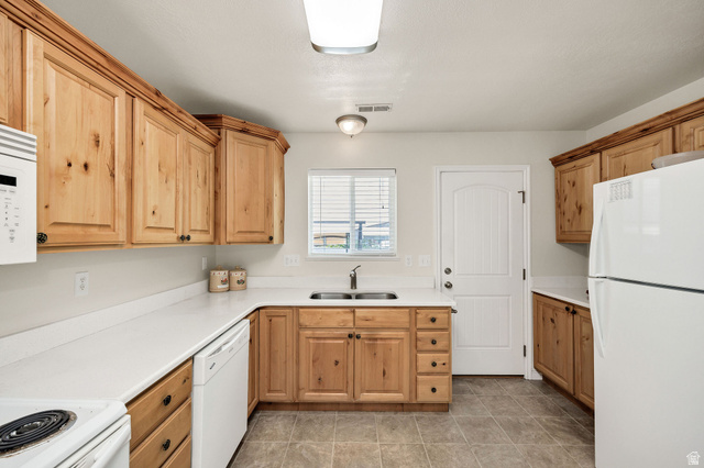 262 W 60 S, Hyde Park, UT 84318 — photo 9