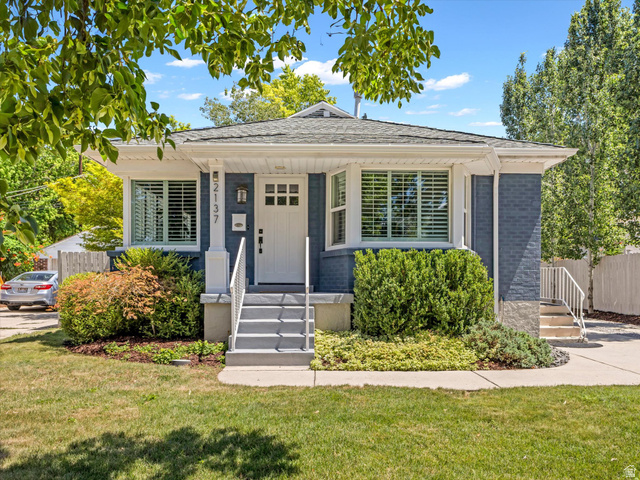 2137 S Texas Ave
                     MLS #2177432