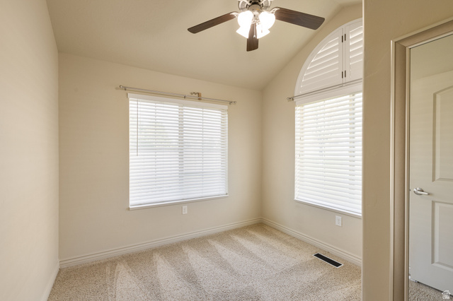 385 E 2280 N #D, North Logan, UT 84341 — photo 9