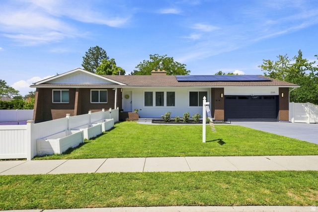 2235 E WOODCHUCK WAY, Sandy UT 84093
