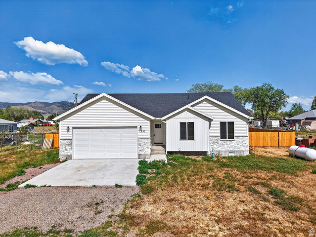 Main photo for 250 N 200 W