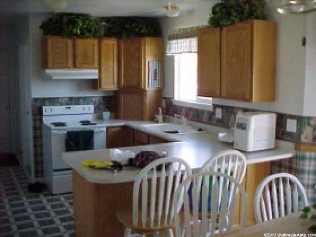 1038 E 30 S, Hyrum, UT 84319 — photo 4