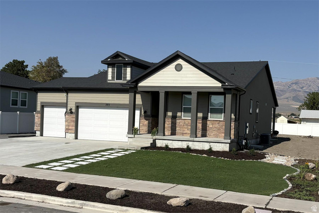 203 N Gold Hill Dr
                     MLS #2177703