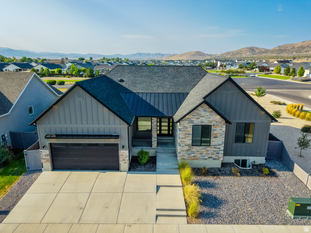 2311 E Cobble Creek Ln
                     MLS #2177736