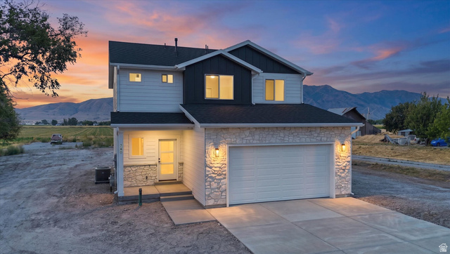740 N 6000 W
                     MLS #2177863