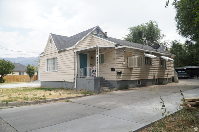 329  8th St
                     MLS #2177884