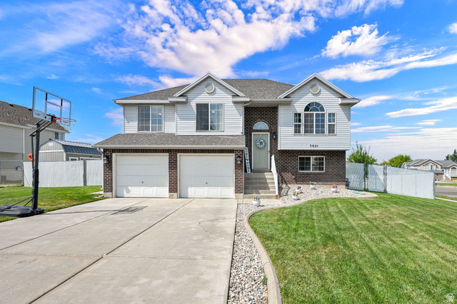 5621 S 4075 W
                     MLS #2177960