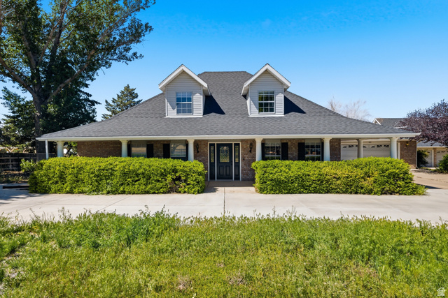 885 N Horsemans Dr
                     MLS #2177969