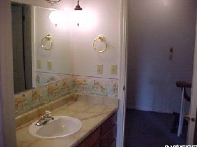 389 W 400 S, Logan, UT 84321 — photo 4