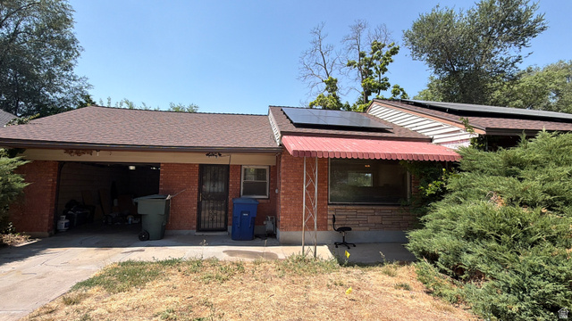 2937  Jefferson Ave
                     MLS #2178063