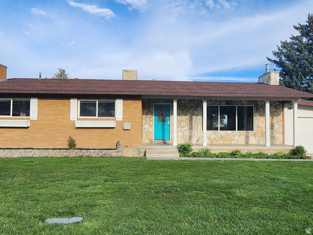 930 N 200 E
                     MLS #2178159