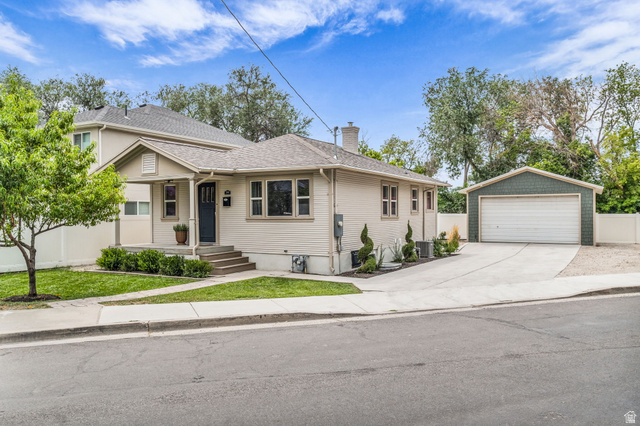 7608 S Jefferson St
                     MLS #2178207