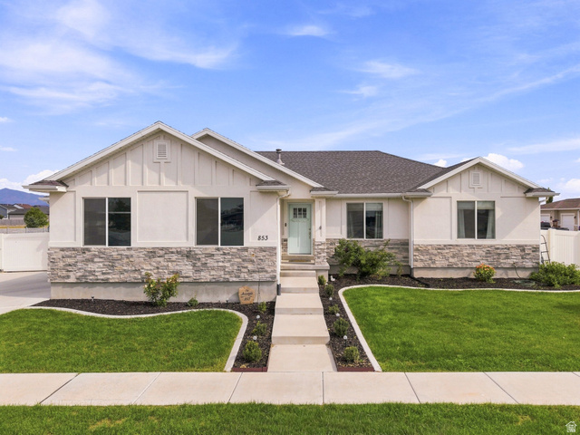 853 E Primrose Way
                     MLS #2178246