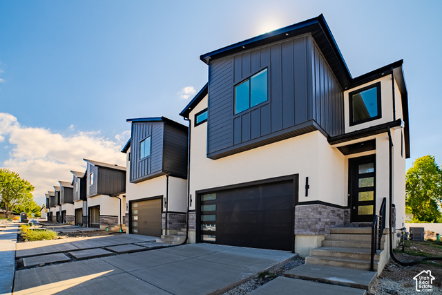 342 E Perrine Dr
                     MLS #2178281