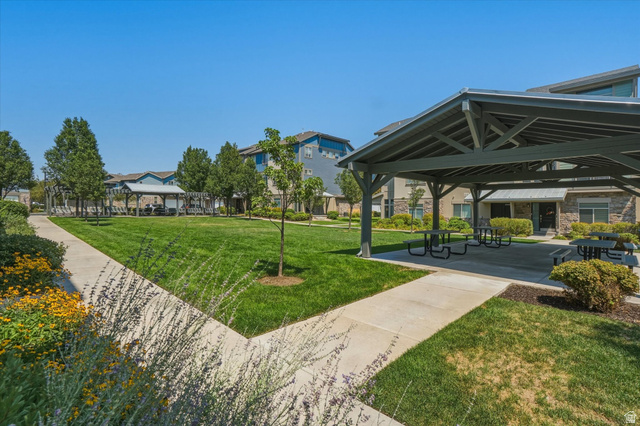 Property View 33