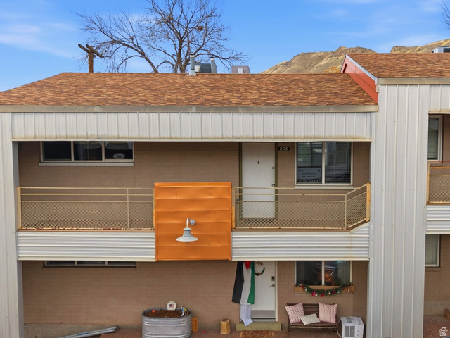 650 N 300 W #205, Salt Lake City UT 84103
