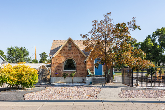 1895 E 3900 S, Salt Lake City UT 84124