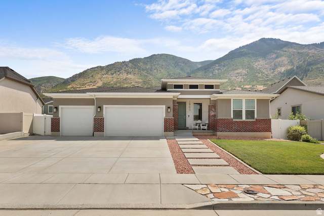 1860 N 900 E
                     MLS #2178663