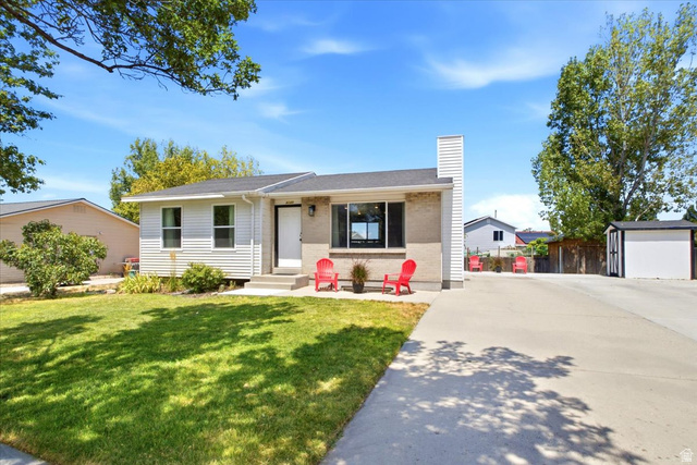 8340 W DANBURY DR