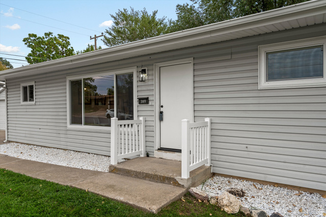 389 W 1425 N