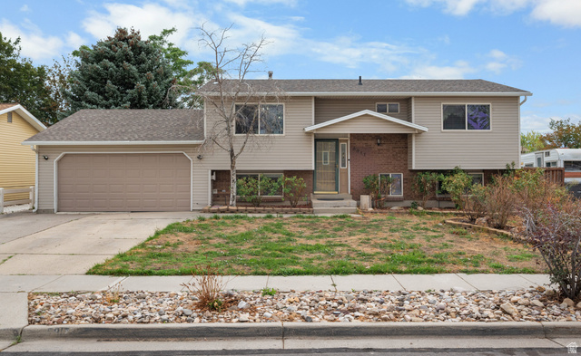 5917 S BRASS DR