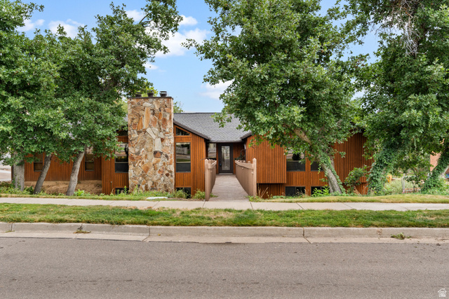 790  SHERWOOD