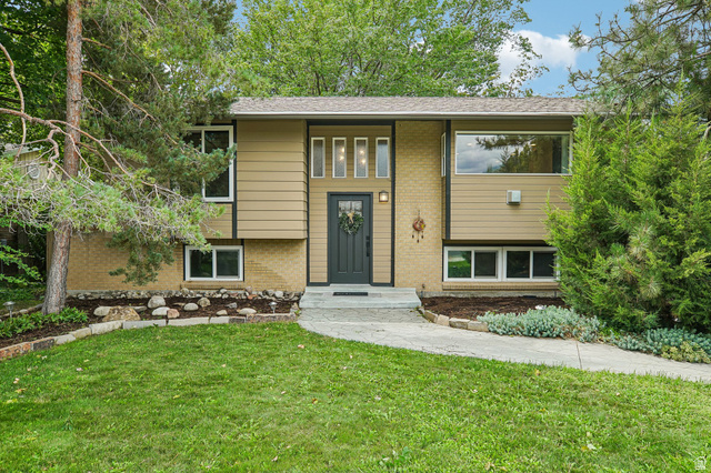 10888 S Granite Dr
                     MLS #2179167