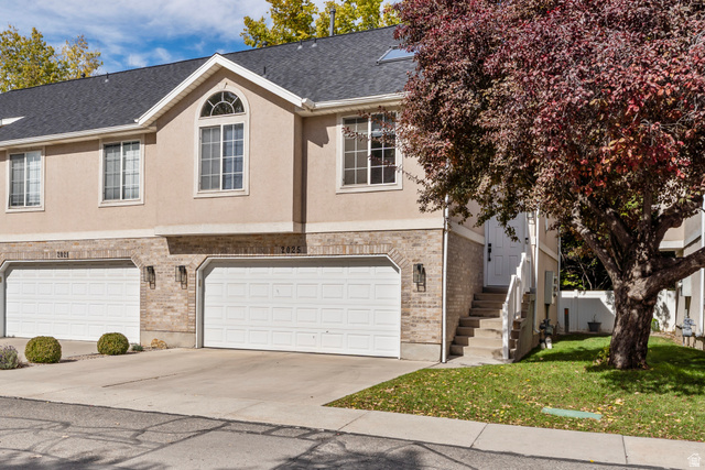 2025 E Cotton Willow Ln
                     MLS #2179303
