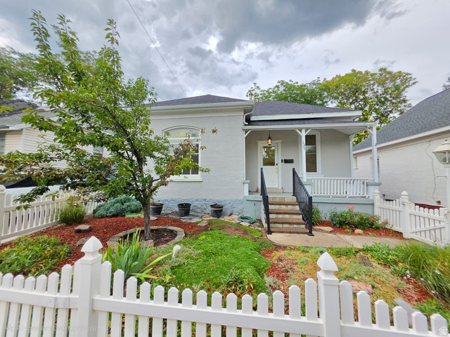 139 S Dooley Ct
                     MLS #2179350