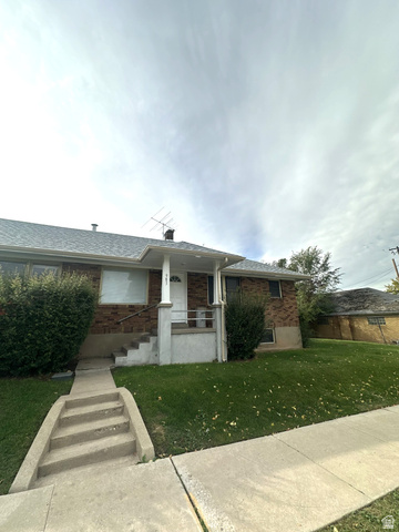 983  29th St
                     MLS #2179374