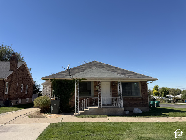983  29th St
                     MLS #2179374