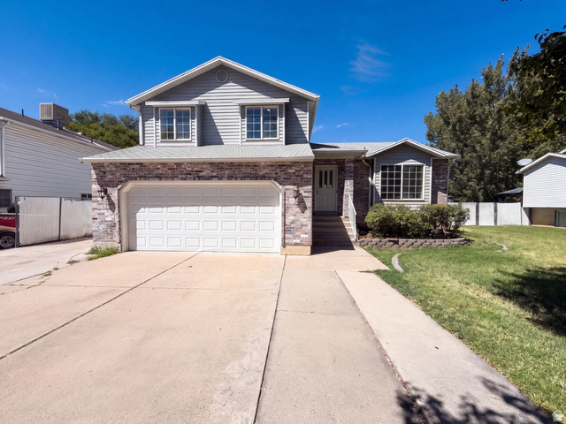 5569 S 3400 W
                     MLS #2179488