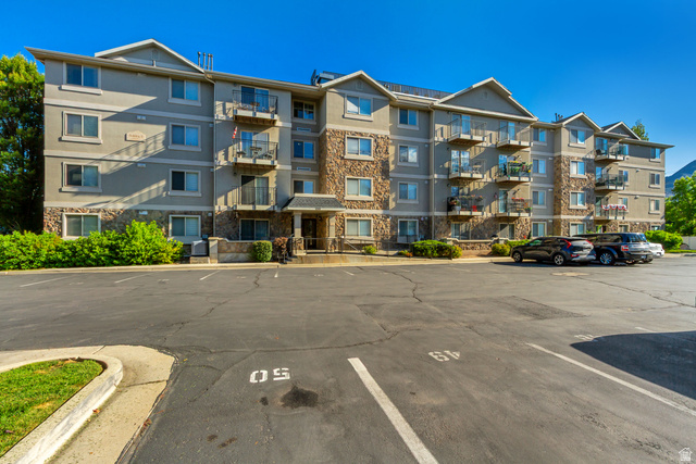 1245 E PRIVET DR #324, Cottonwood Heights UT 84121